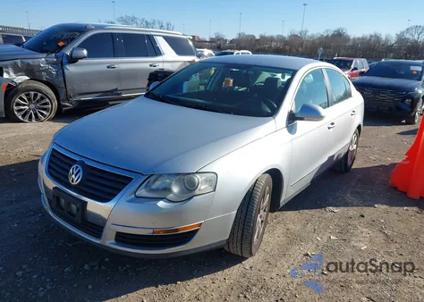 2008 Volkswagen Passat Turbo из США, поврежденный, VIN WVWJK73C98P049519